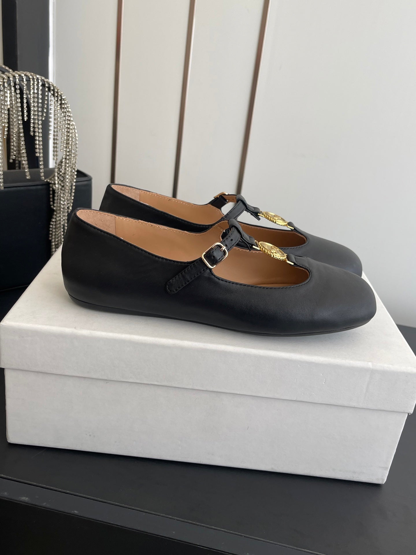 CHLOÉ 26S MARY JANE SHOES IN BLACK CALFSKIN