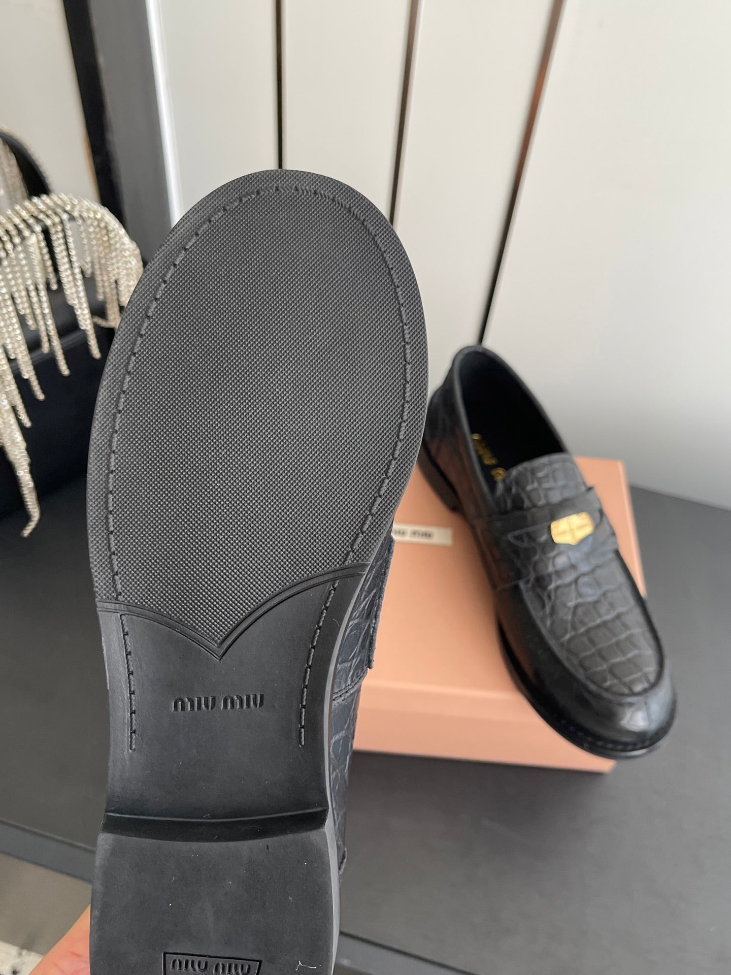 MIUMIU 26S PENNY LOAFERS IN BLACK CALFSKIN CROCODILE EMBOSSING