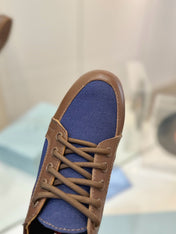 SNEAKERS IN BROWN LAMBSKIN AND NAVY BLUE CANVAS