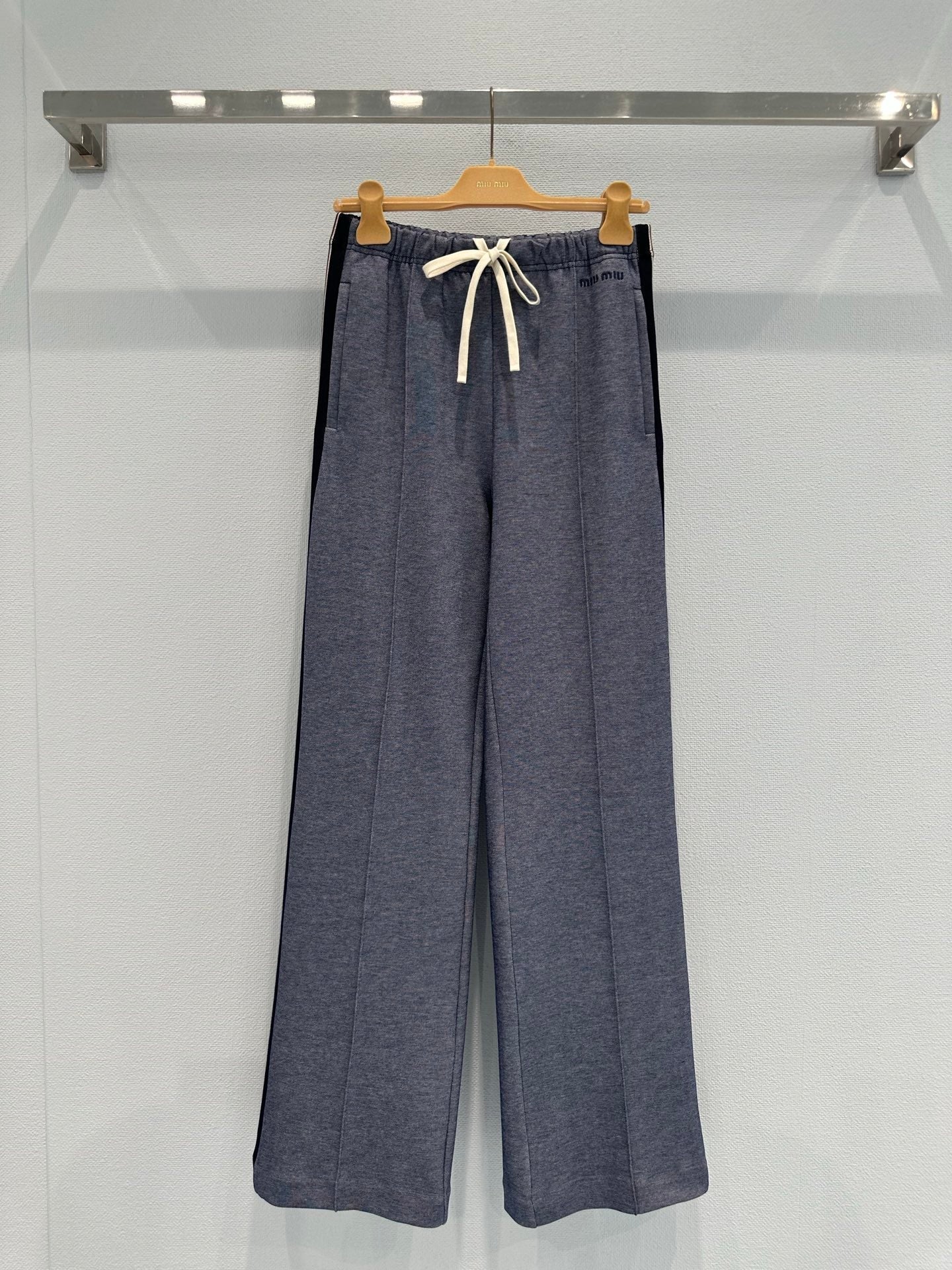 MIUMIU STRAIGHT-LEG PANTS STYLE 556