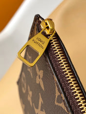 LV 25S LOW KEY HOBO BAG 35 CM IN BEIGE CALFSKIN