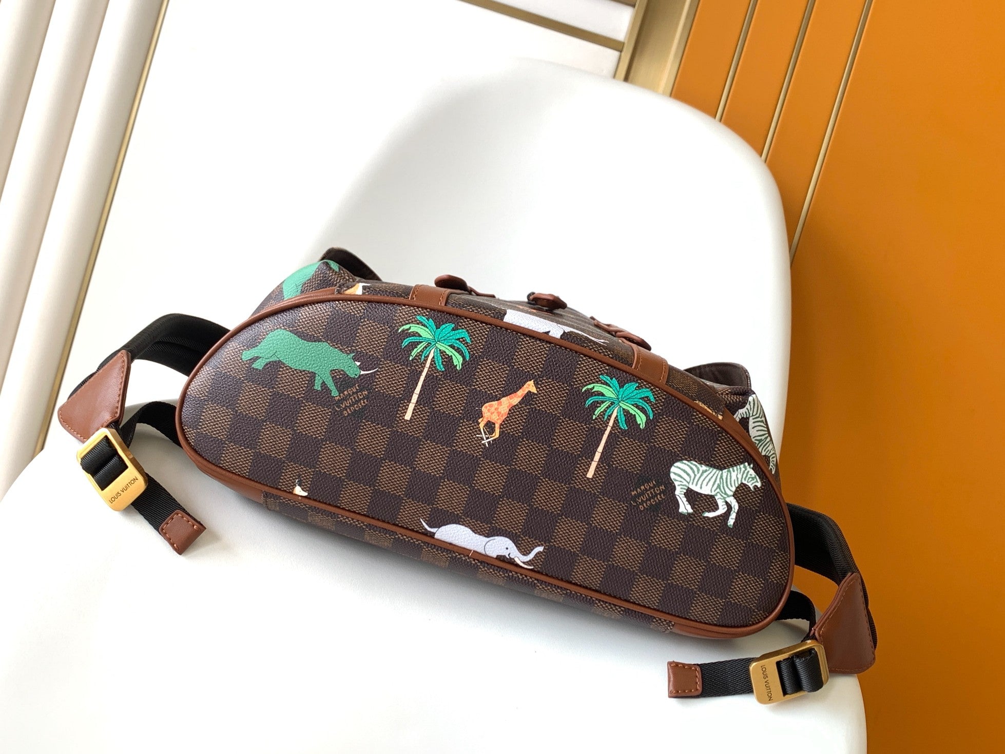 LV 25S CHRISTOPHER BACKPACK 48 IN DARK BROWN CALFSKIN GOLD HARDWARE