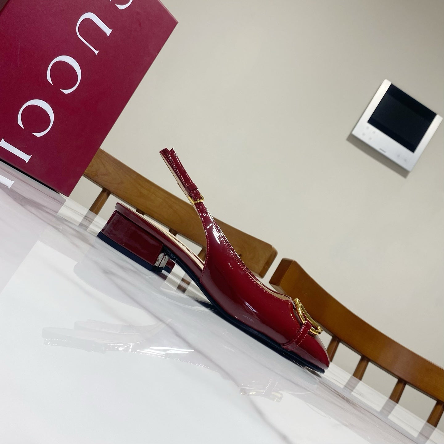 GUCCI 26S SLINGBACK FLATS IN DARK RED CALFSKIN
