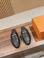 OZ Mule Fringed Black