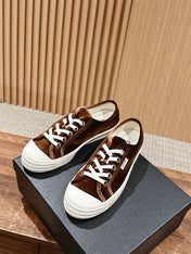 CONVERSE SNEAKER IN PENNY BROWN VELVET