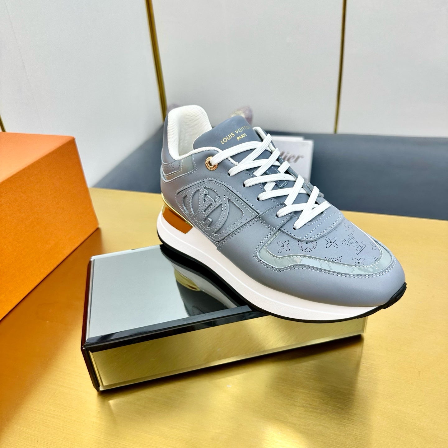 NEO RUN AWAY SNEAKER IN SHARK GRAY CALFSKIN