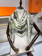 HERMES 26S SCARF 135 IN SILK AND CASHMERE 492355