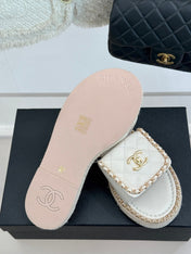 FLAT CHAIN HEART SLIPPER IN WHITE LAMBSKIN