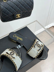 CC SLIDE SANDALS IN BLACK AND WHITE PEARL