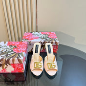 DG FOOTWEAR – LIGHT 100MM IN BEIGE PATENT CALFSKIN MULES