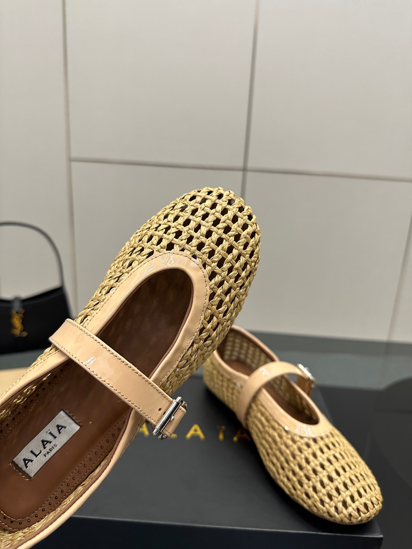 ALAIA MARY JANE FLAT 25S IN BEIGE WOVEN MESH