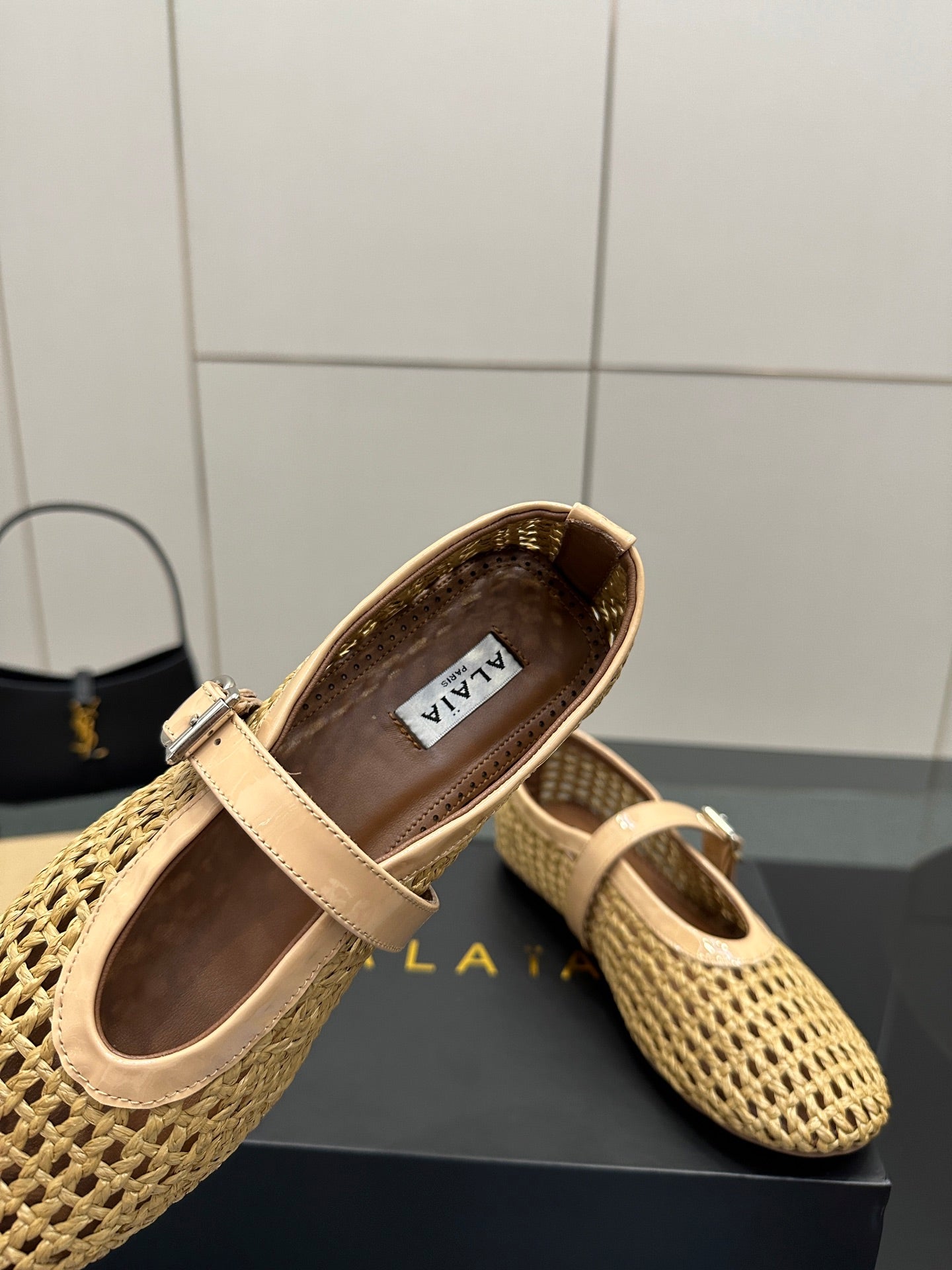 ALAIA MARY JANE FLAT 25S IN BEIGE WOVEN MESH