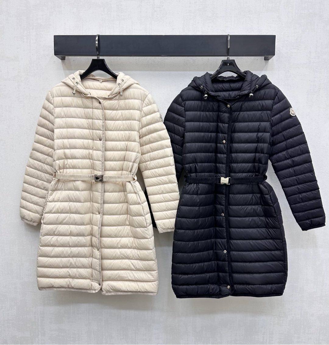 MONCLER 25S LONG PUFFER COAT 304891