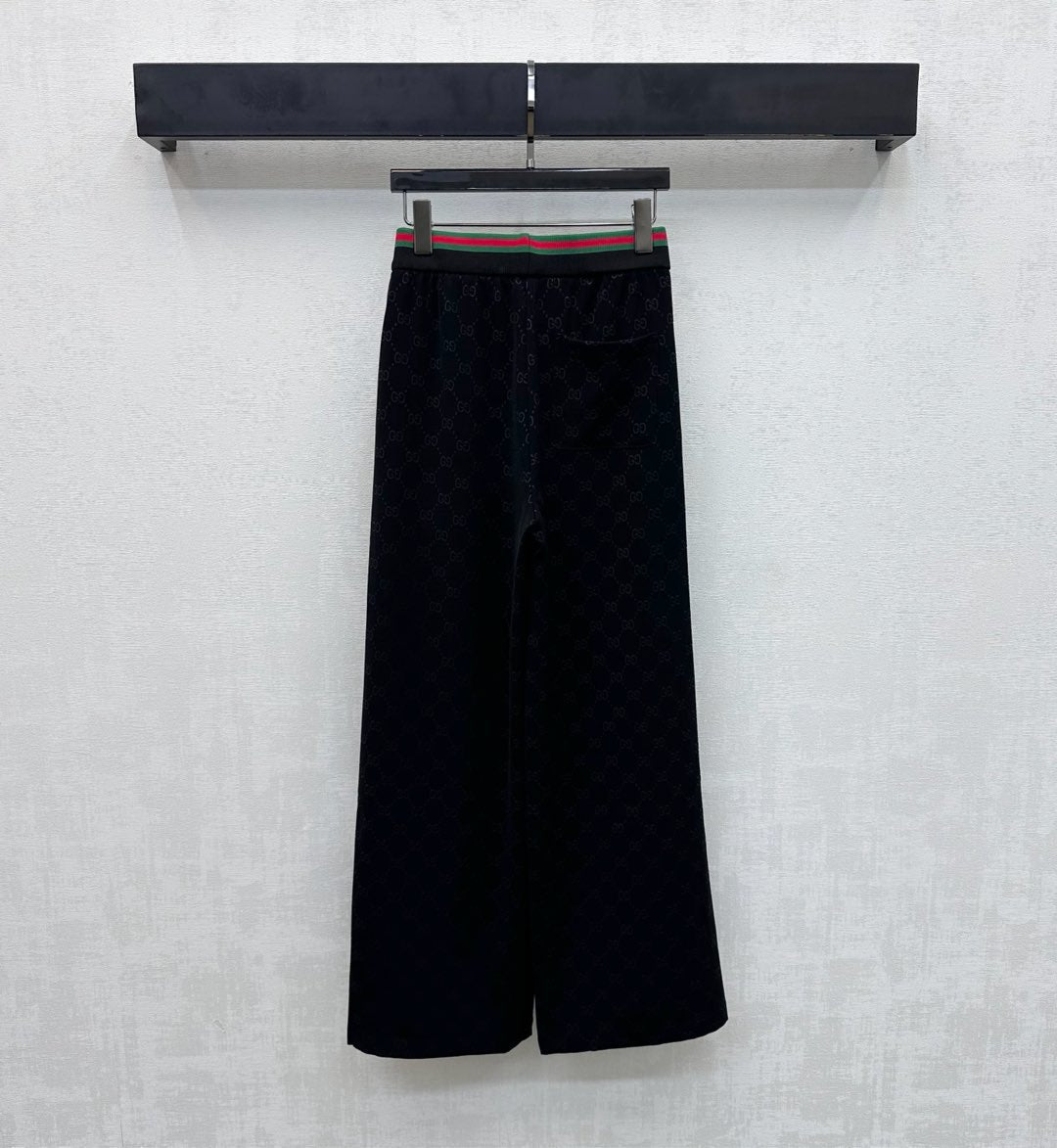 GUCCI 26S STRAIGHT-LEG PANTS 104