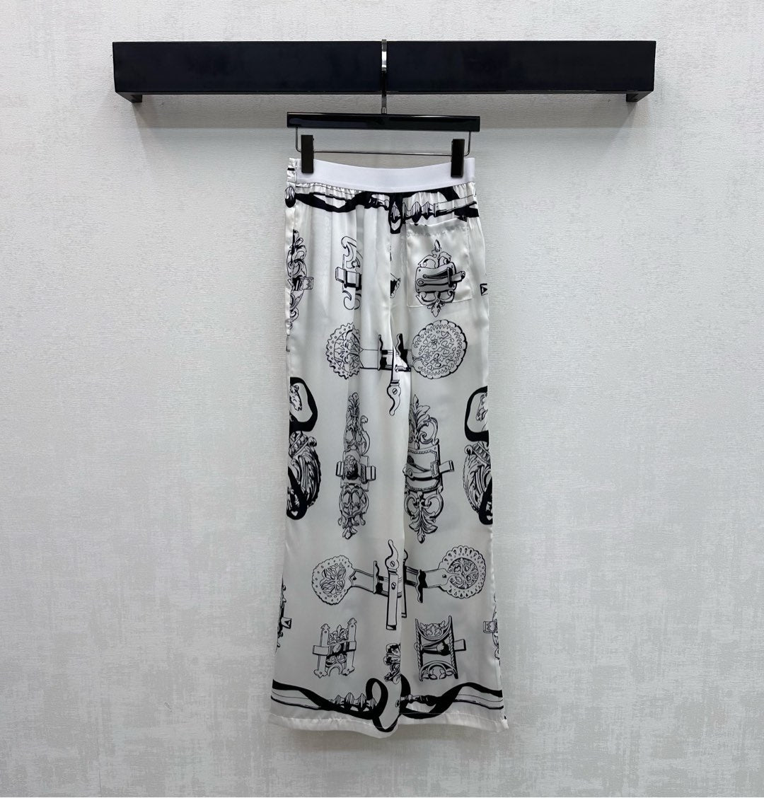 HERMES 26S STRAIGHT LEG PANTS 492