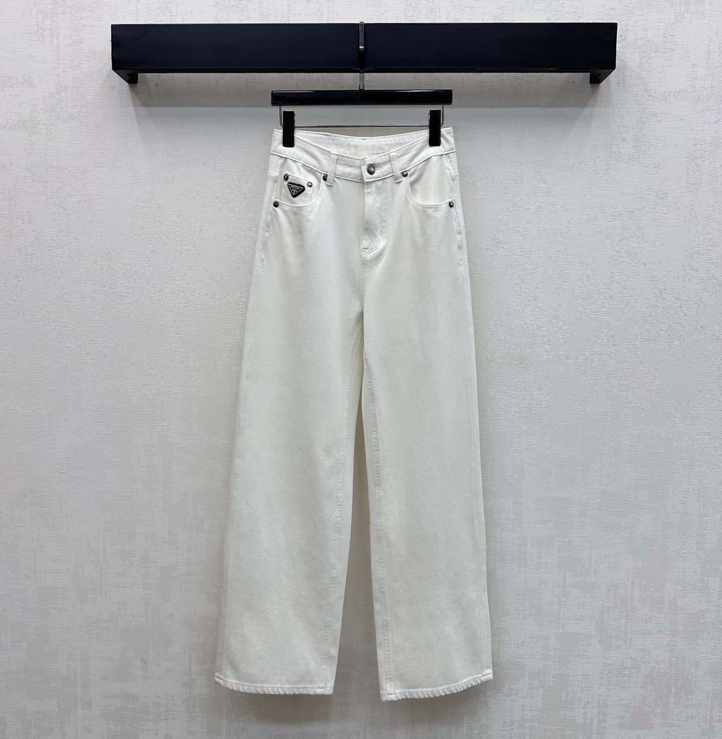 PRADA 26S STRAIGHT-LEG JEANS STYLE 906