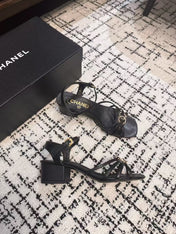 MID HEEL SANDALS IN BLACK LAMBSKIN