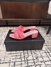 MID HEEL MULES IN BRIGHT PINK SHEEPSKIN