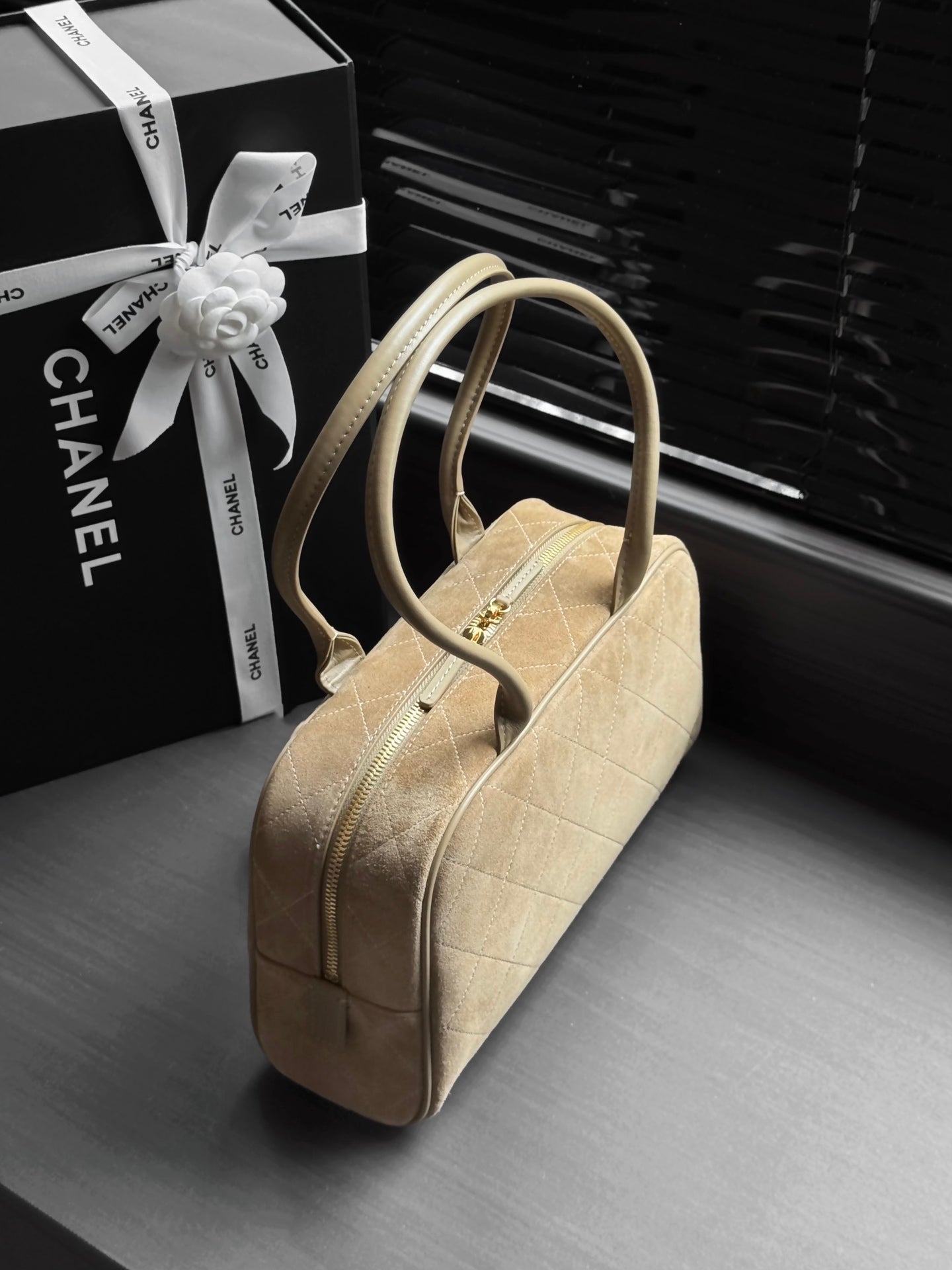 CHANEL 26S CLASSIC BOWLING BAG 29 IN BEIGE SUEDE