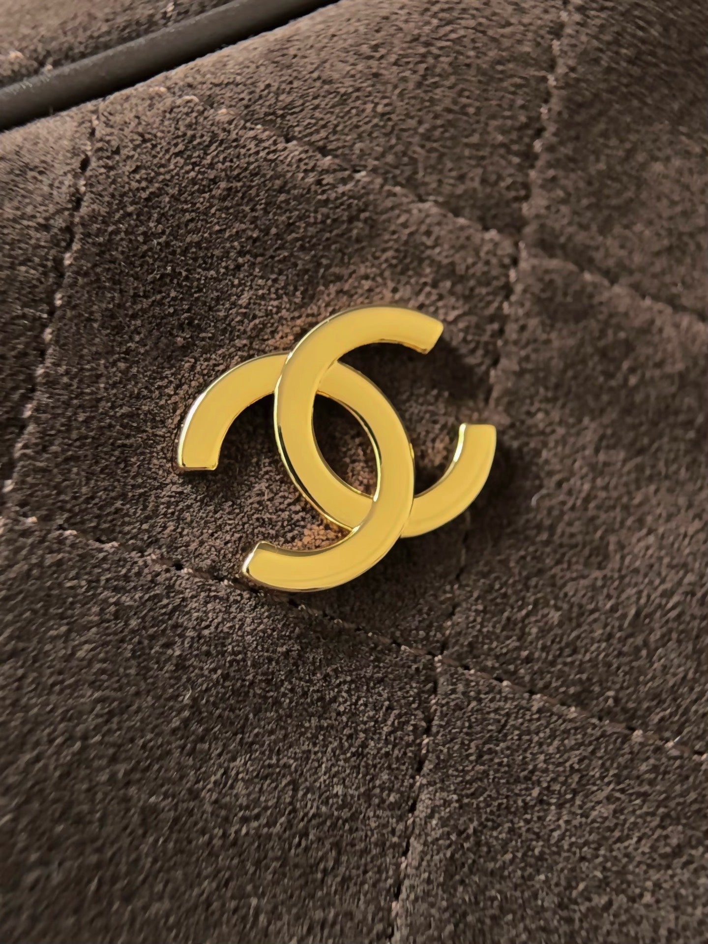 CHANEL 26S CLASSIC BOWLING BAG 29 IN BROWN SUEDE