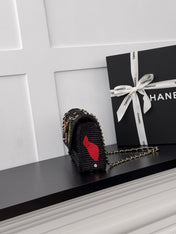 CHANEL 26S CLASSIC FLAP BAG 25 IN BLACK CROCHET RAFFIA