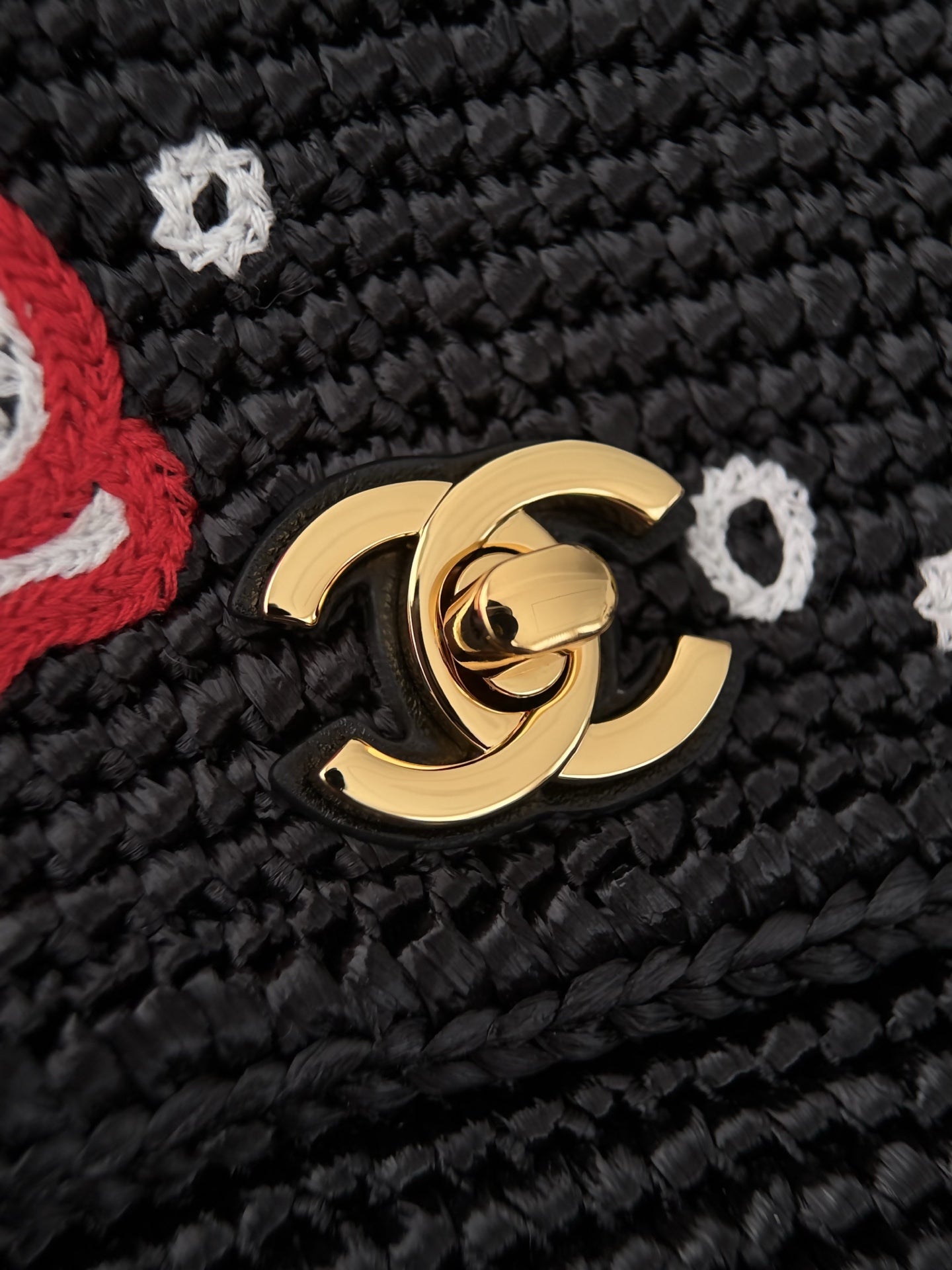 CHANEL 26S CLASSIC FLAP BAG 25 IN BLACK CROCHET RAFFIA