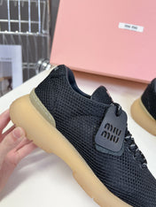 BASIC SNEAKERS IN BLACK MESH