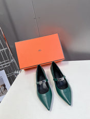 HM 26S MARY JANE POINTED TOE HEELS 40MM IN EMERALD GREEN CALFSKIN KELLY BUCKLE