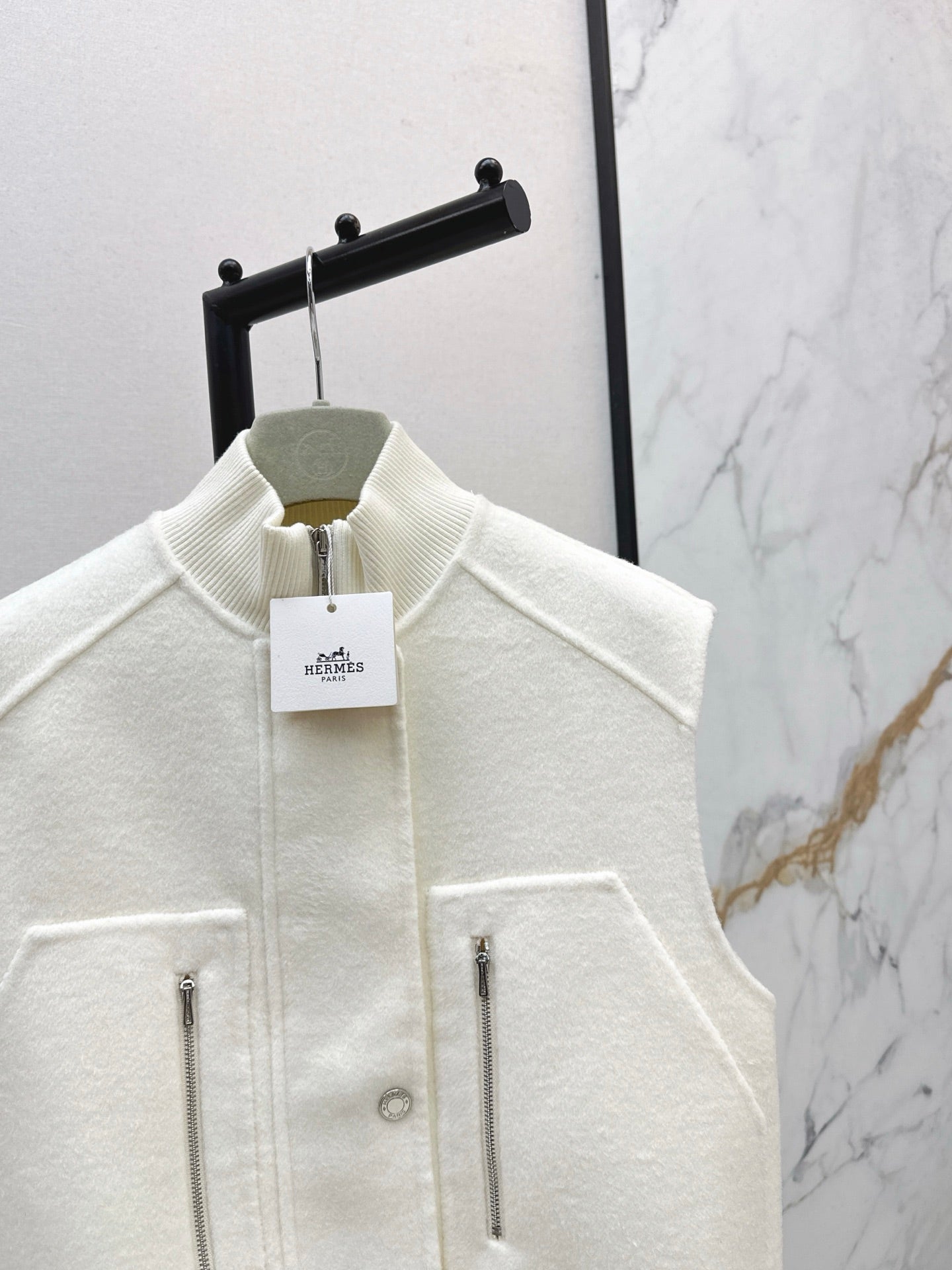 HERMES 25S SLEEVELESS JACKET 526962