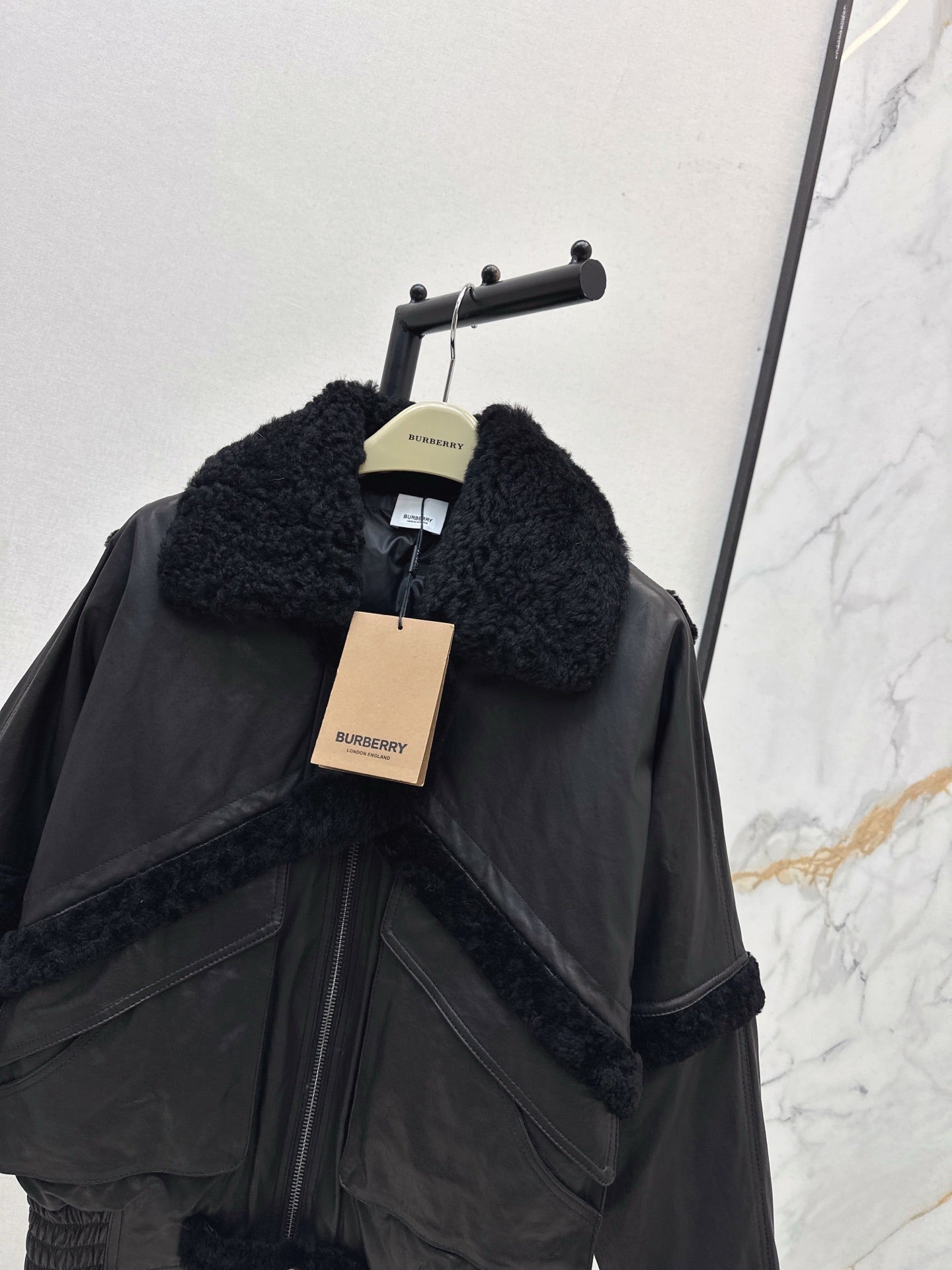 BURBERRY 25S BOMBER JACKET 074