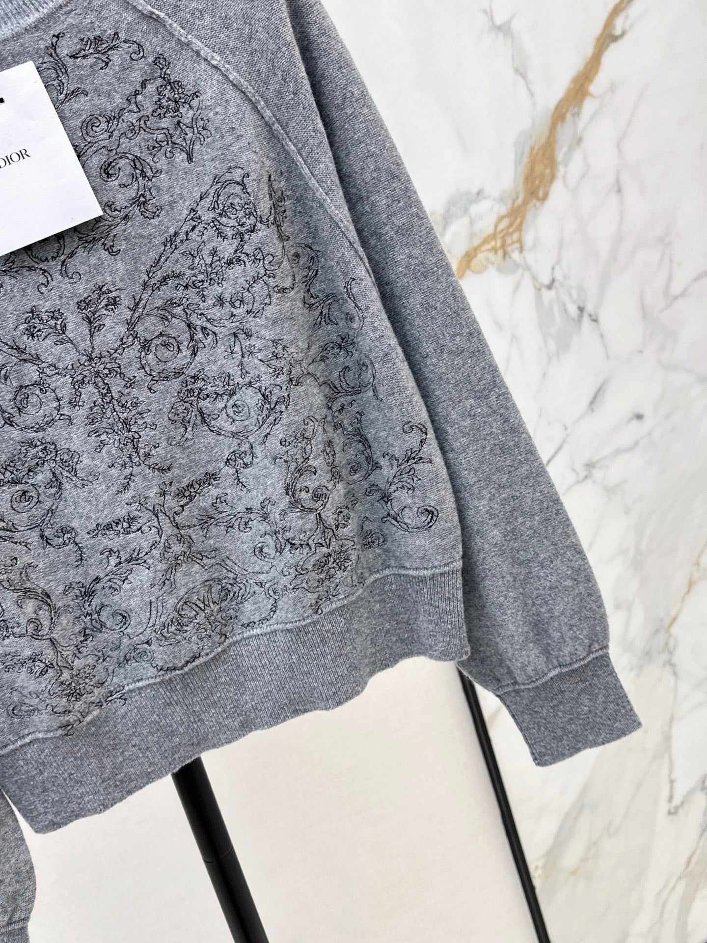 DIOR 25S FLORAL EMBROIDERED CASHMERE SWEATER 593