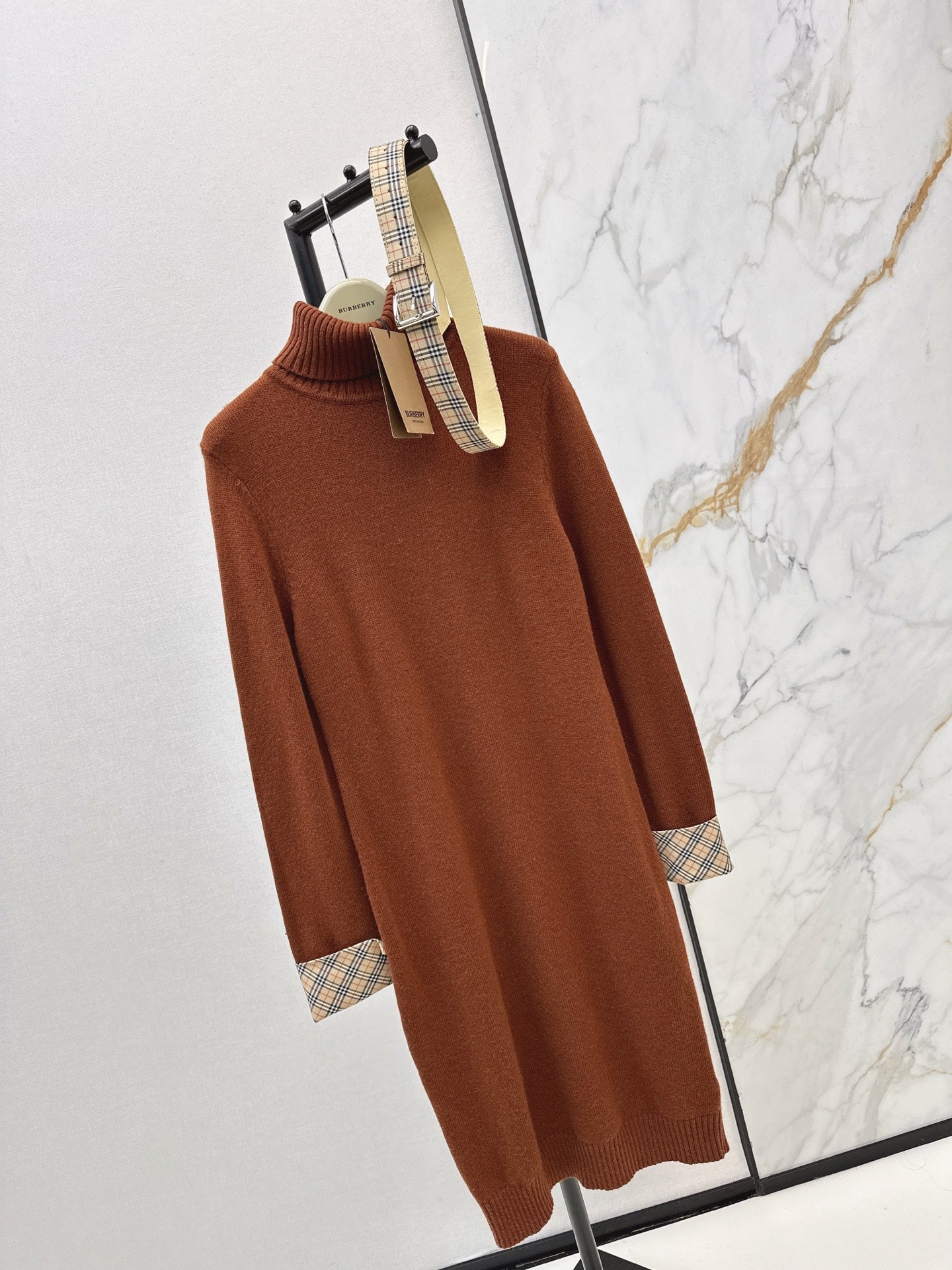 BURBERRY 26S TURTLENECK KNIT DRESS 420