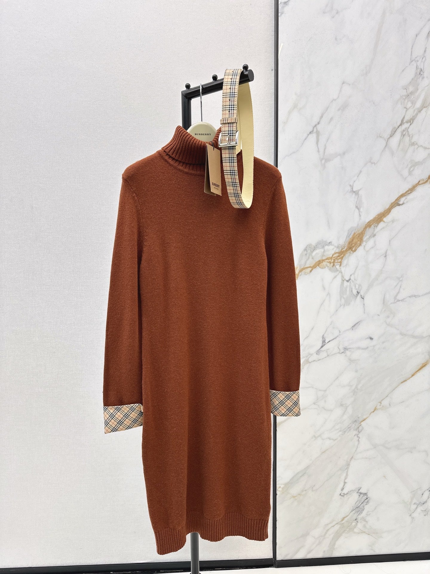 BURBERRY 26S TURTLENECK KNIT DRESS 420