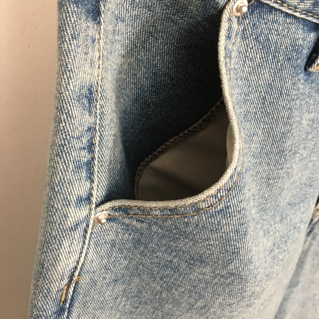 LOEWE 26S DENIM SHORTS 465