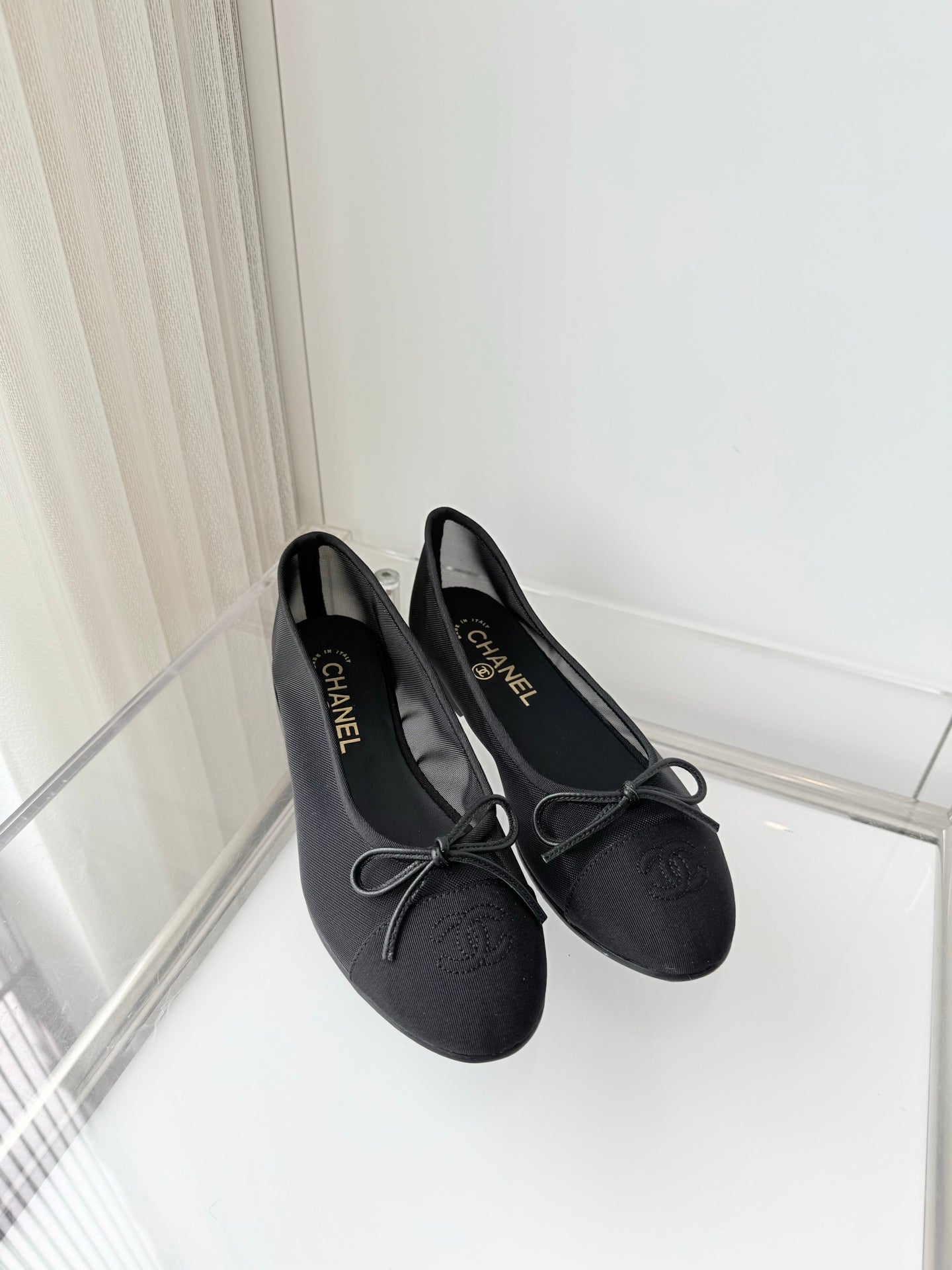 CHANEL 26S BALLET FLATS IN BLACK MESH TOE CAP AND BOW