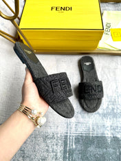 FF 5 Black Canvas Slide