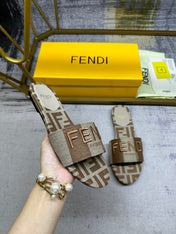 FF 5 Brown Grey Canvas Slide