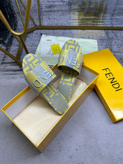 FF 5 Yellow Grey Canvas Slide