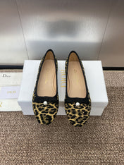 PEARL BALLET FLAT CAMEL PONY HAIR CALFSKIN WITH BROWN LEOPARD MOTIF