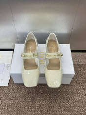 MEDIUM 35 MM HEEL PUMP IN WHITE PATENT CALFSKIN