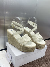D-CLUB 25S HIGH HEEL WEDGE 100MM IN WHITE CALFSKIN RAFFIA SOLE