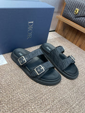 DIOR 25S DIORACT SLIDE IN BLACK CALFSKIN AND CANVAS SILVER HARDWARE