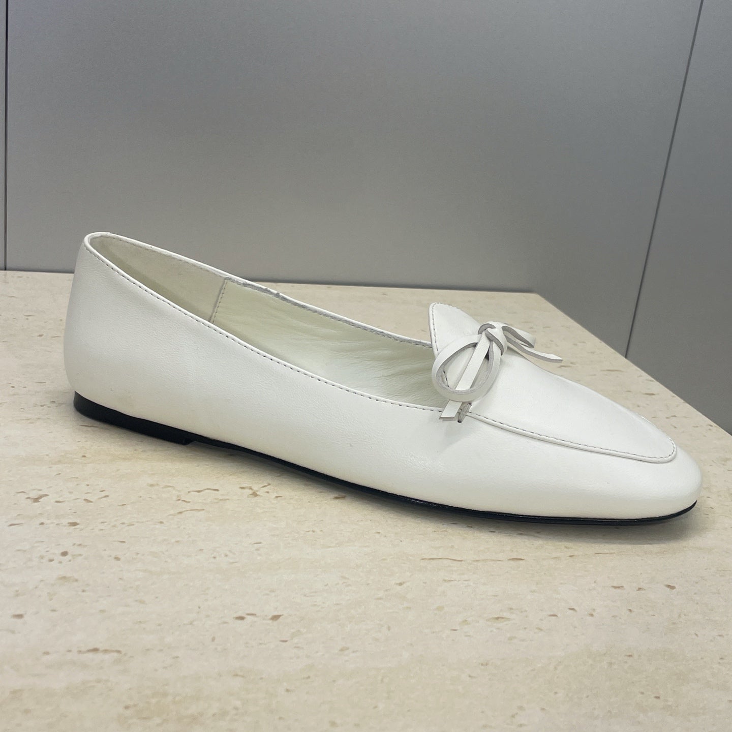 CELINE 26S BALLET FLATS IN WHITE LAMBSKIN WITH BOW
