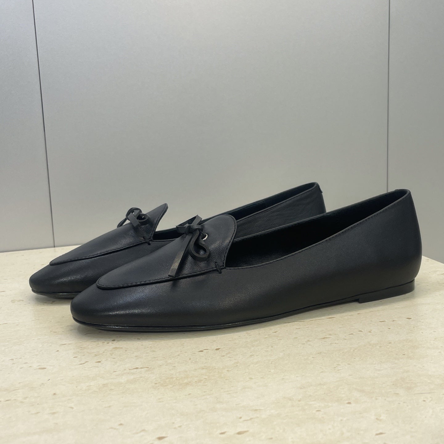 CELINE 26S BALLET FLATS IN BLACK LAMBSKIN WITH BOW