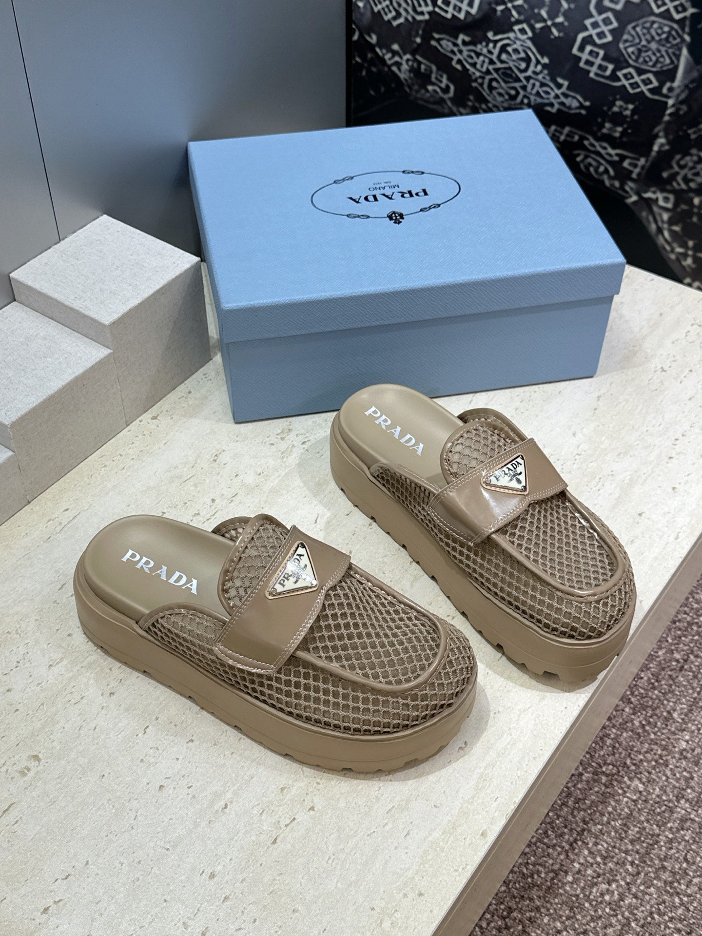 PRADA 26S MULE LOAFERS IN BROWN MESH AND CALFSKIN