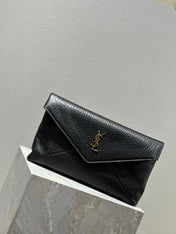 ENVELOPE CLUTCH 29 IN BLACK LAMBSKIN COPPER LOGO