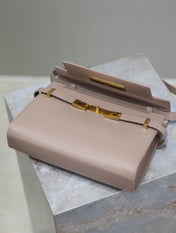 MANHATTAN SMALL 24 IN DARK BEIGE SMOOTH LAMBSKIN GOLD HARDWARE