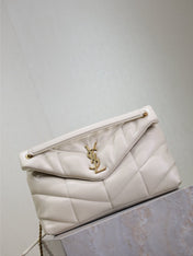 YSL 25S LOULOU PUFFER GM 35 IN BLANC VINTAGE CALFSKIN GOLD HARDWARE