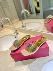 VALENTINO 26S FLAT SLIDES IN NUDE MIX GOLD LAMBSKIN WITH CRYSTAL