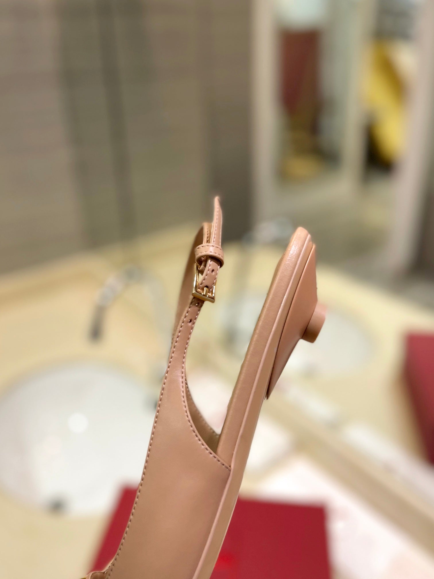 VALENTINO 26S POINTED TOE FLAT SLINGBACKS IN NUDE CALFSKIN